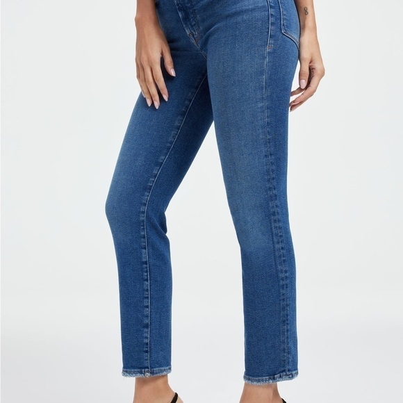 Good American Good Classic Slim Straight Jeans Size 0/25. NWT - Picture 4 of 16